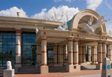 Trafford Centre Opening Times