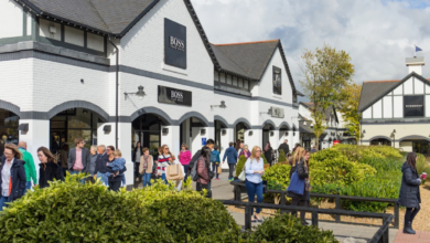 Cheshire Oaks Opening Times